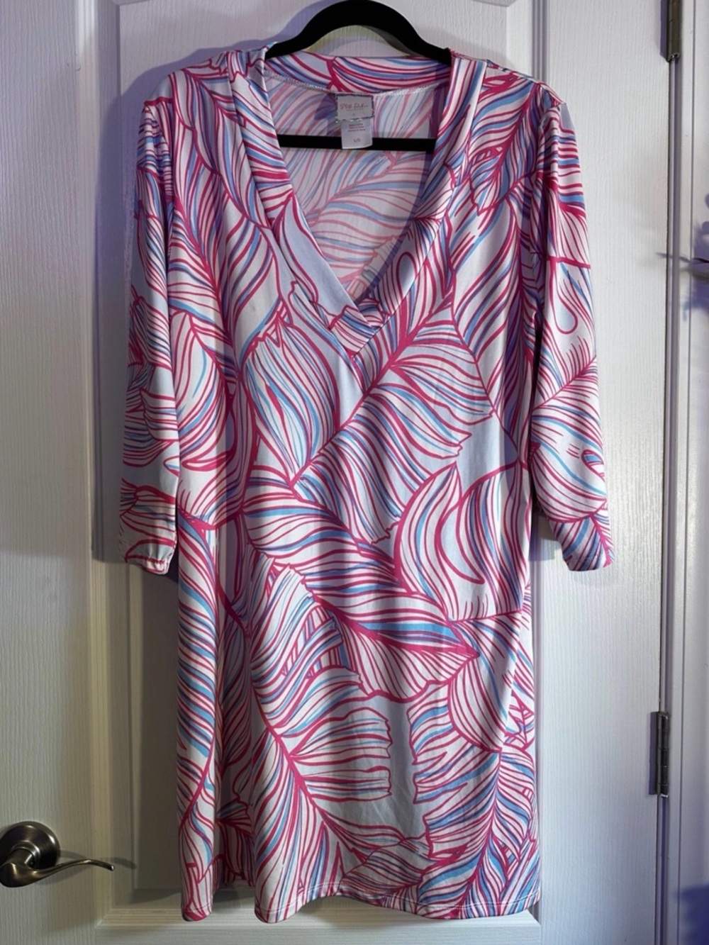 Women’s Pink & Blue Leaf-Print Swim Coverup